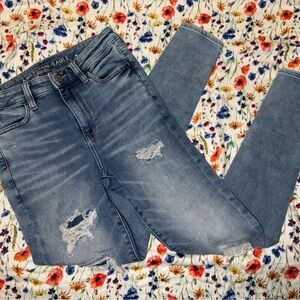 American Eagle Outfitters Women's Light Blue Ripped Skinny Jeans
